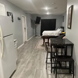 Cozy Inspired Apartment Newark