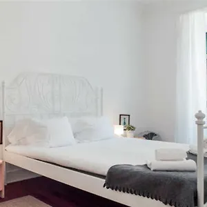 Spacious Tailor Made Bairro Alto Apartment Lisbon